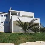 White Residence Accommodation