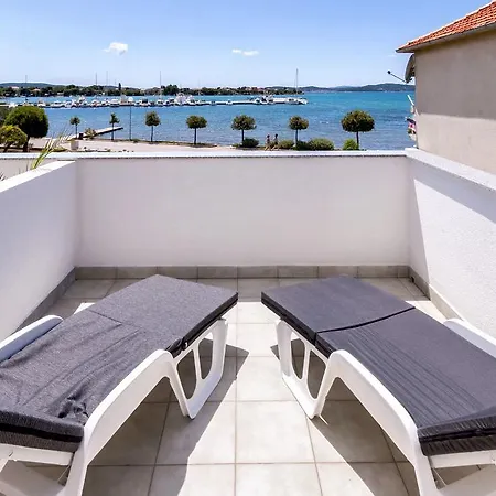 Apartamento White Sukošan