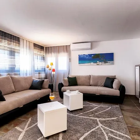 Appartement White