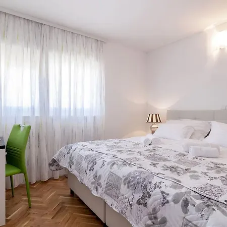 White Sukošan