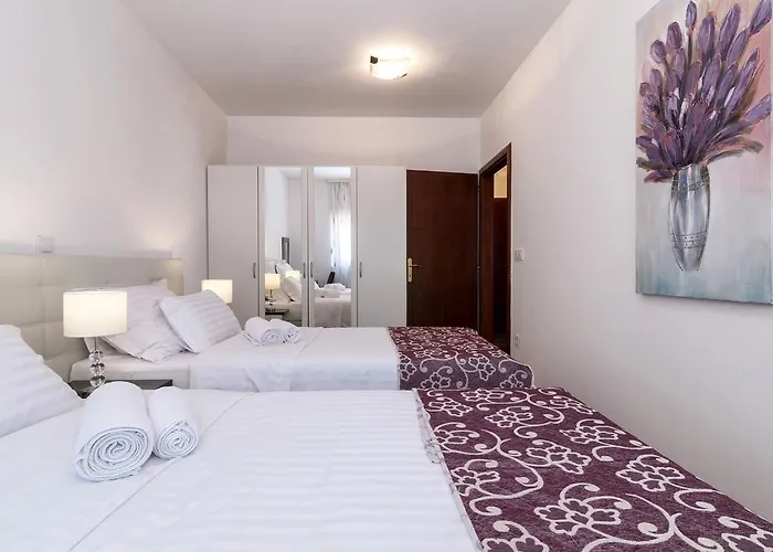 Apartman White Residence Accommodation